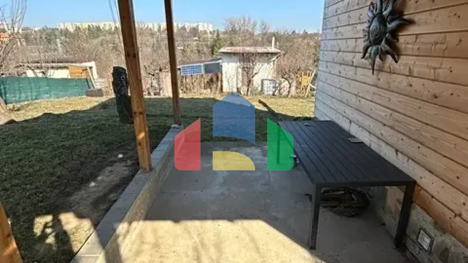 На продажу сады 301 m²