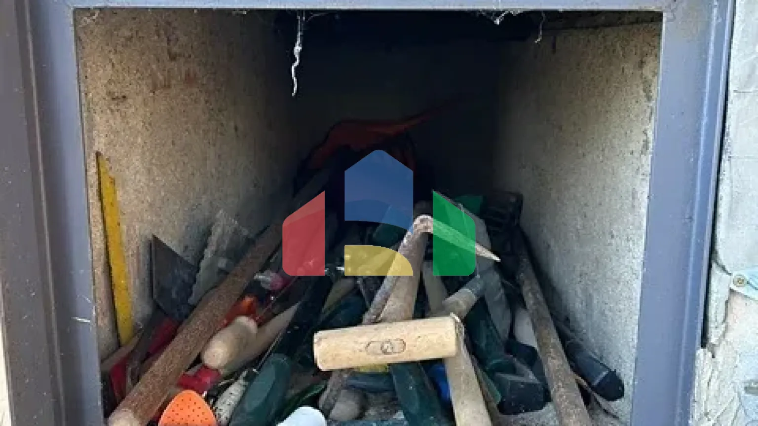 На продажу сады 301 m²