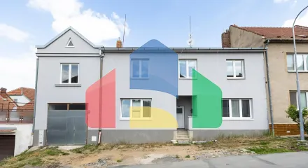 На продажу многоквартирные дома 256 m² На продажу многоквартирные дома 256 m²