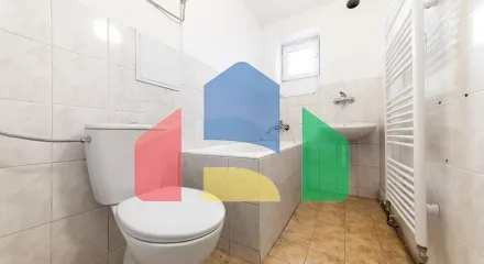 На продажу многоквартирные дома 256 m²