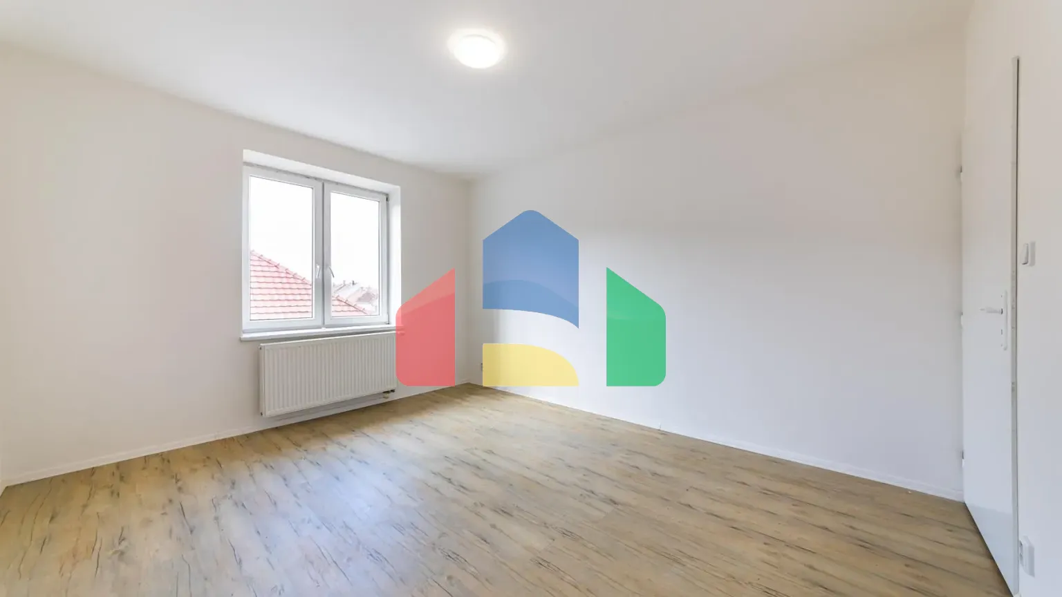 На продажу многоквартирные дома 256 m²