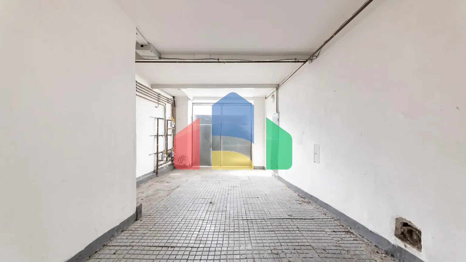 На продажу многоквартирные дома 256 m²