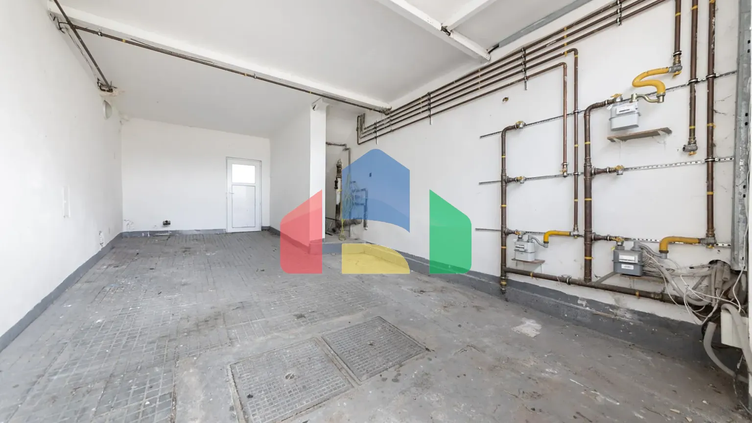 На продажу многоквартирные дома 256 m²