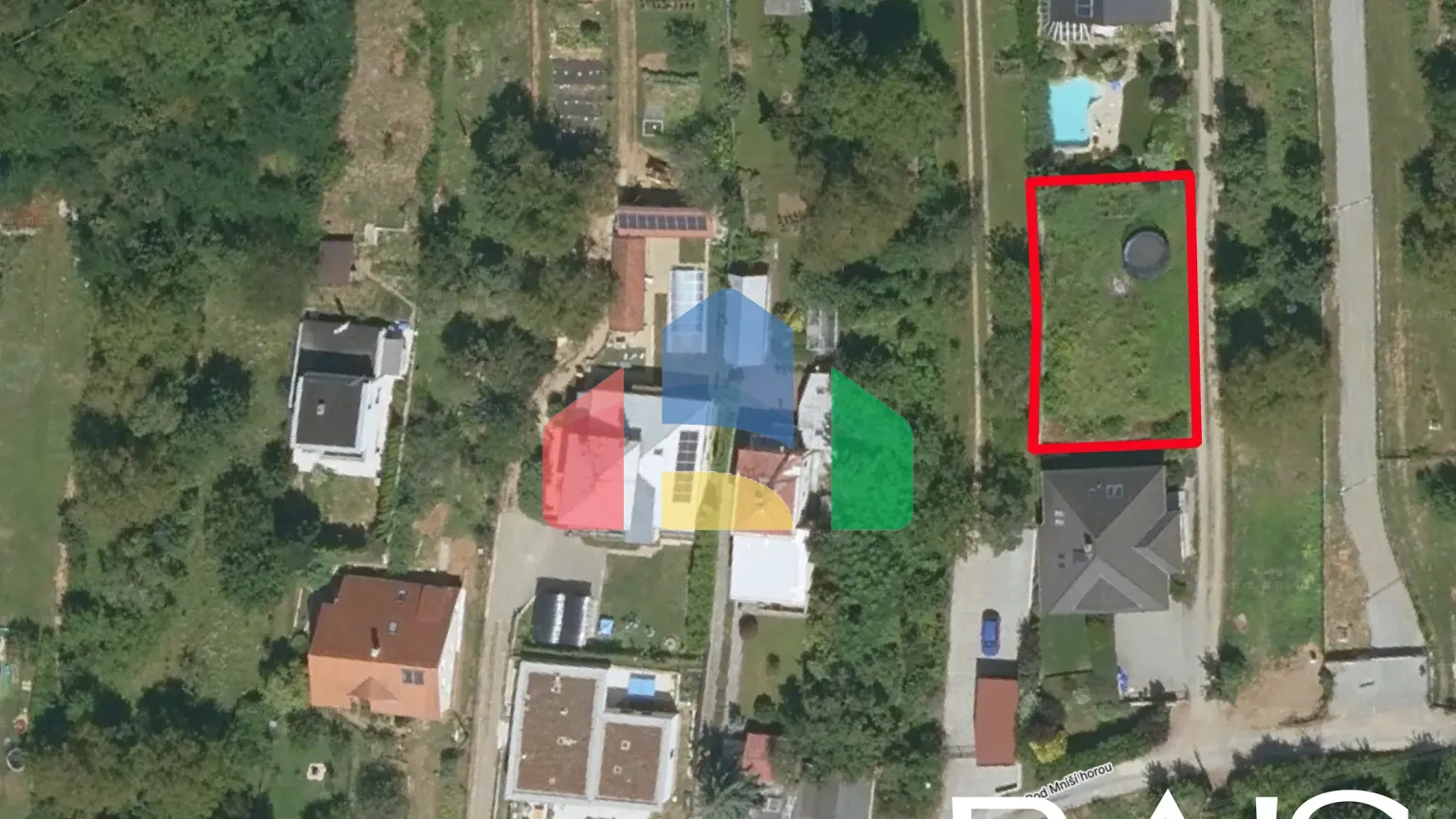 На продажу участки под строительство 445 m²