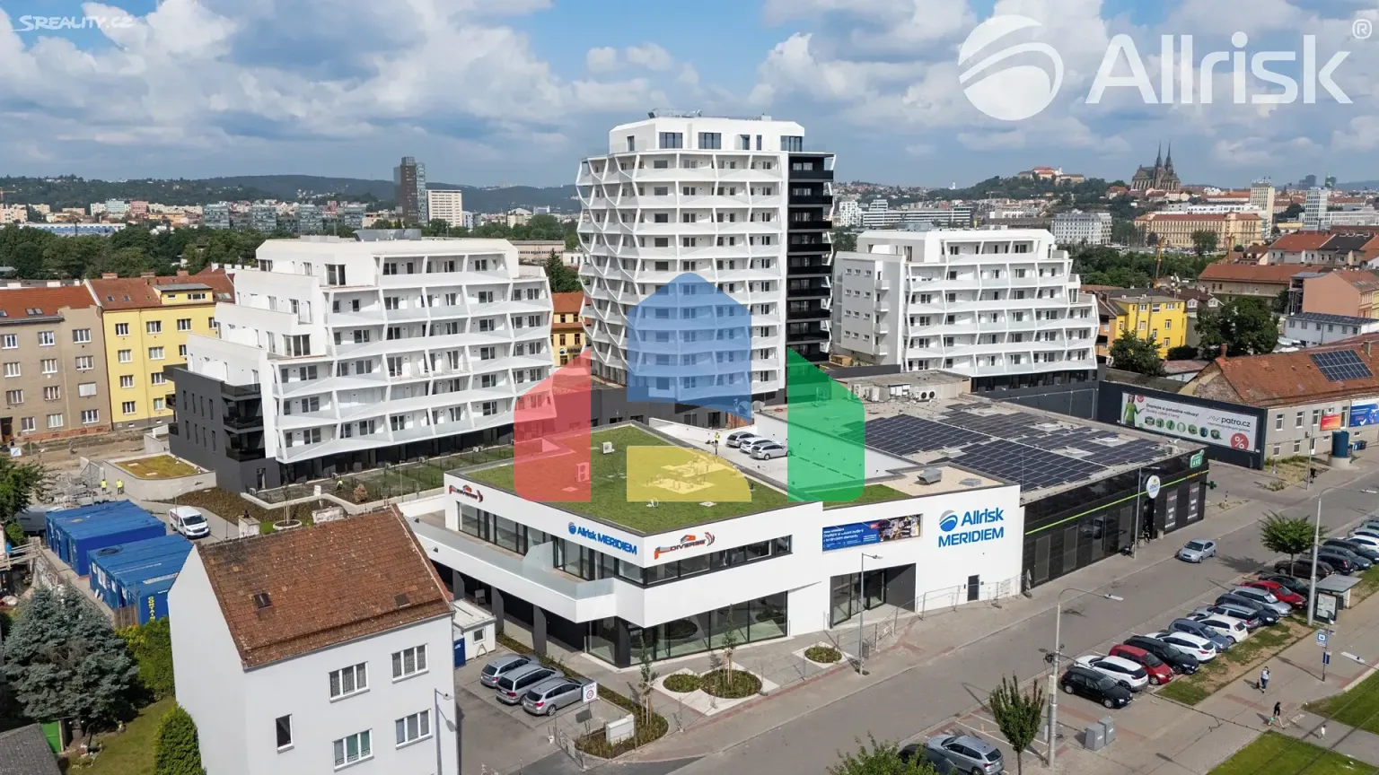 На продажу торговые помещения 129 m²