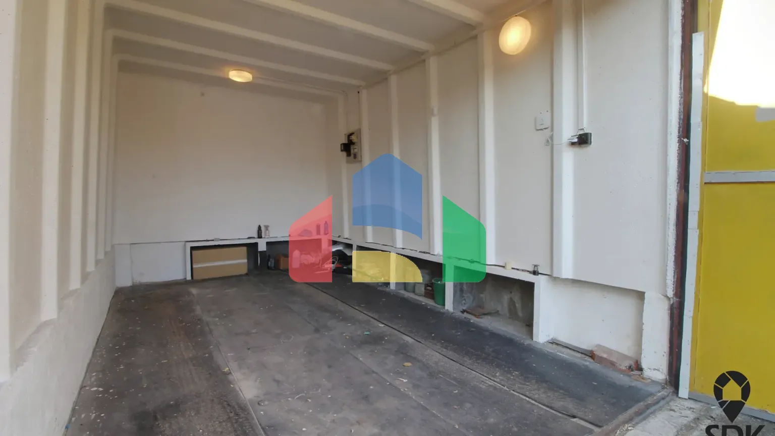 На продажу гаражи 17 m²