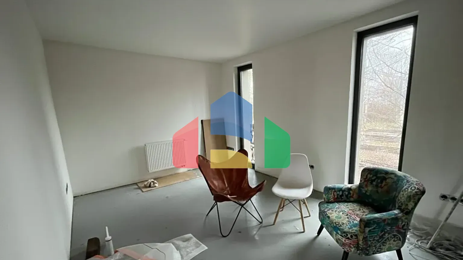 На продажу офисные помещения 379 m²