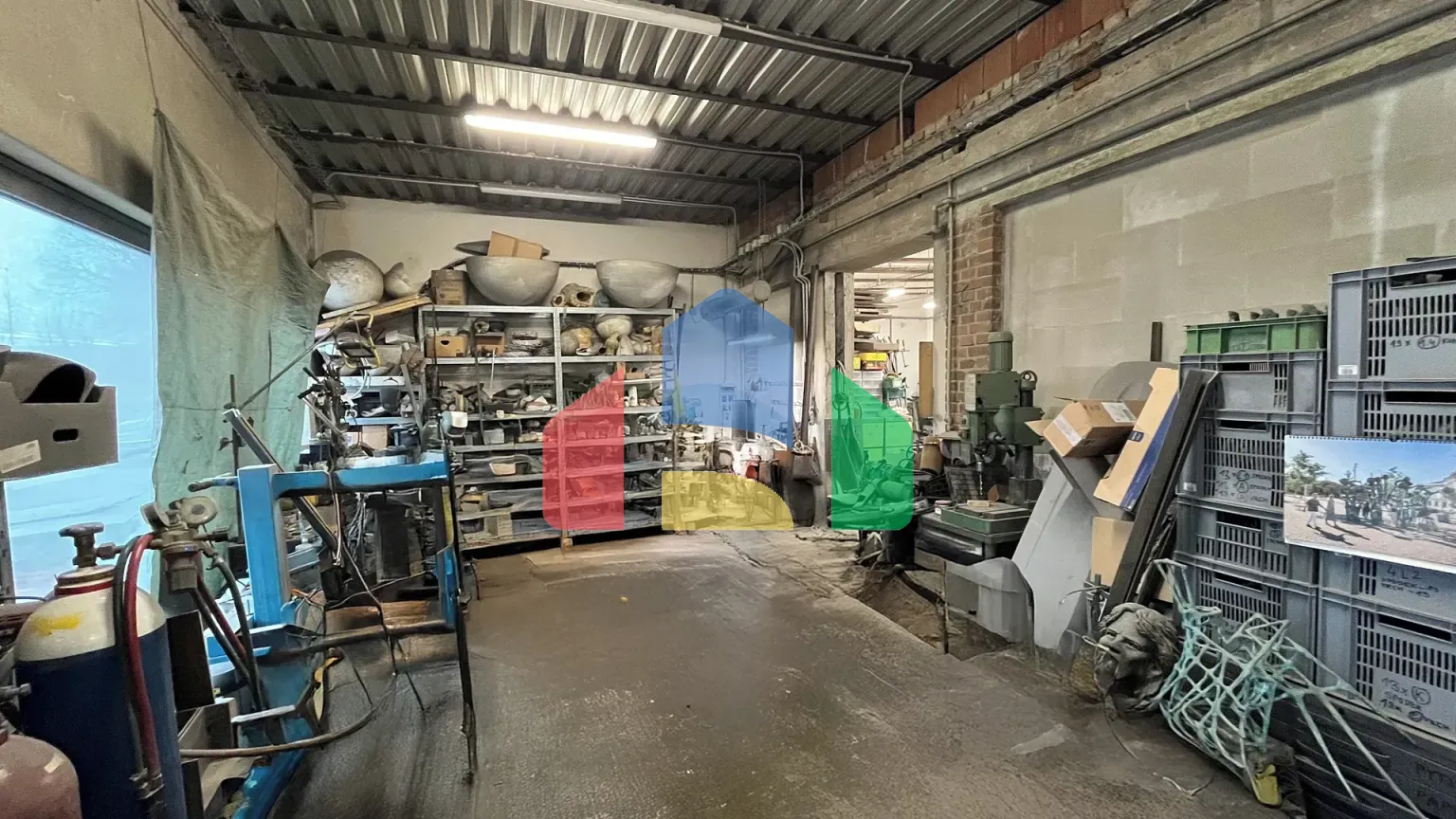 На продажу офисные помещения 379 m²