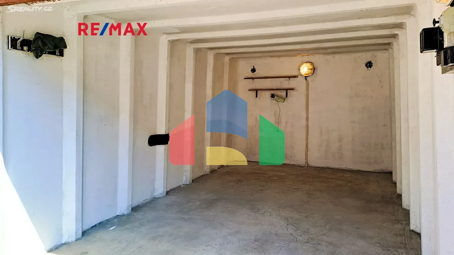 На продажу гаражи 19 m²