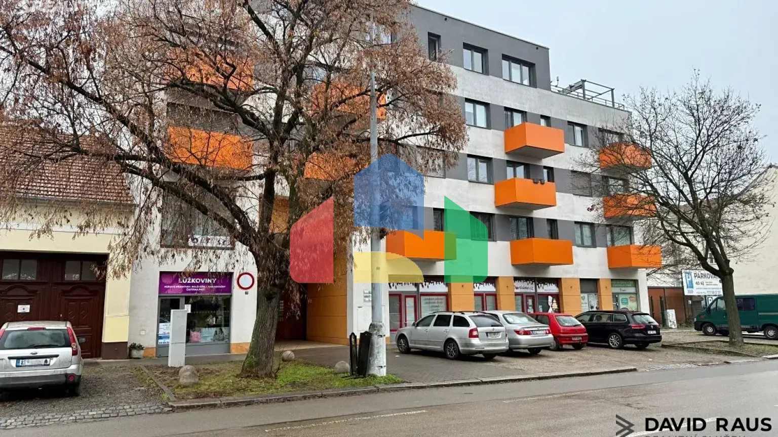 На продажу торговые помещения 78 m²