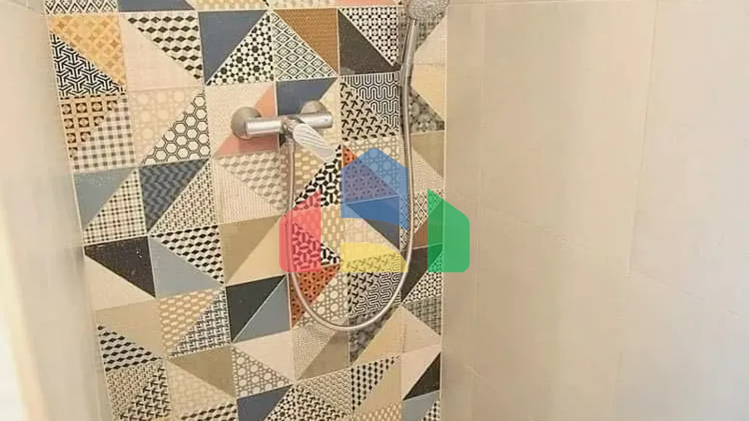 На продажу торговые помещения 78 m²