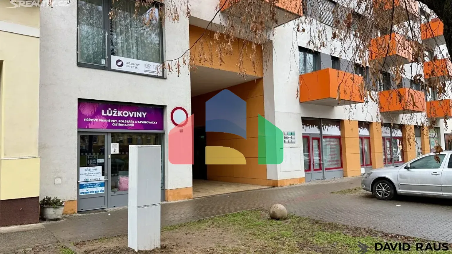 На продажу торговые помещения 78 m²