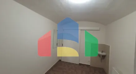 На продажу торговые помещения 85 m²