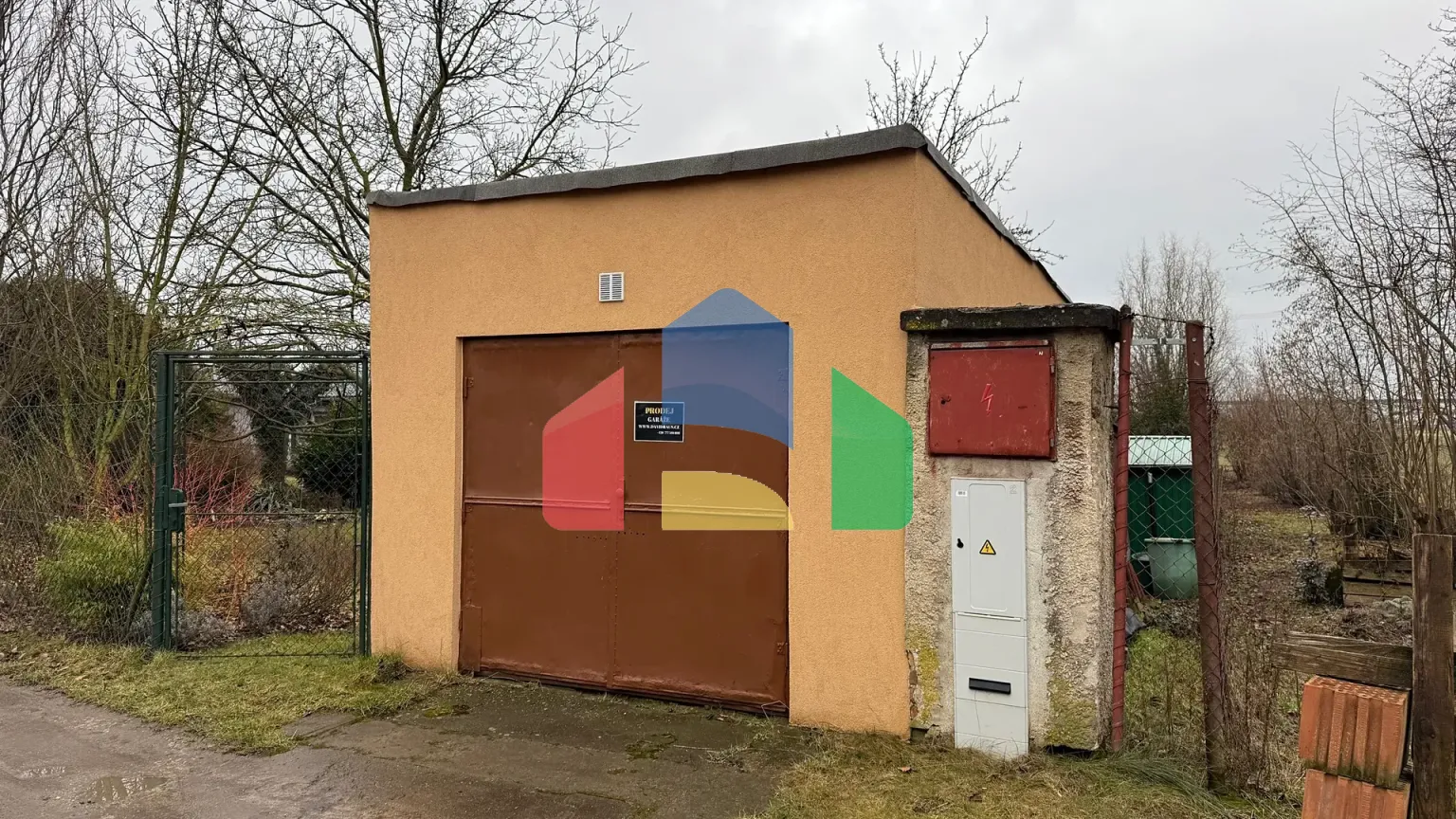 На продажу гаражи 23 m²