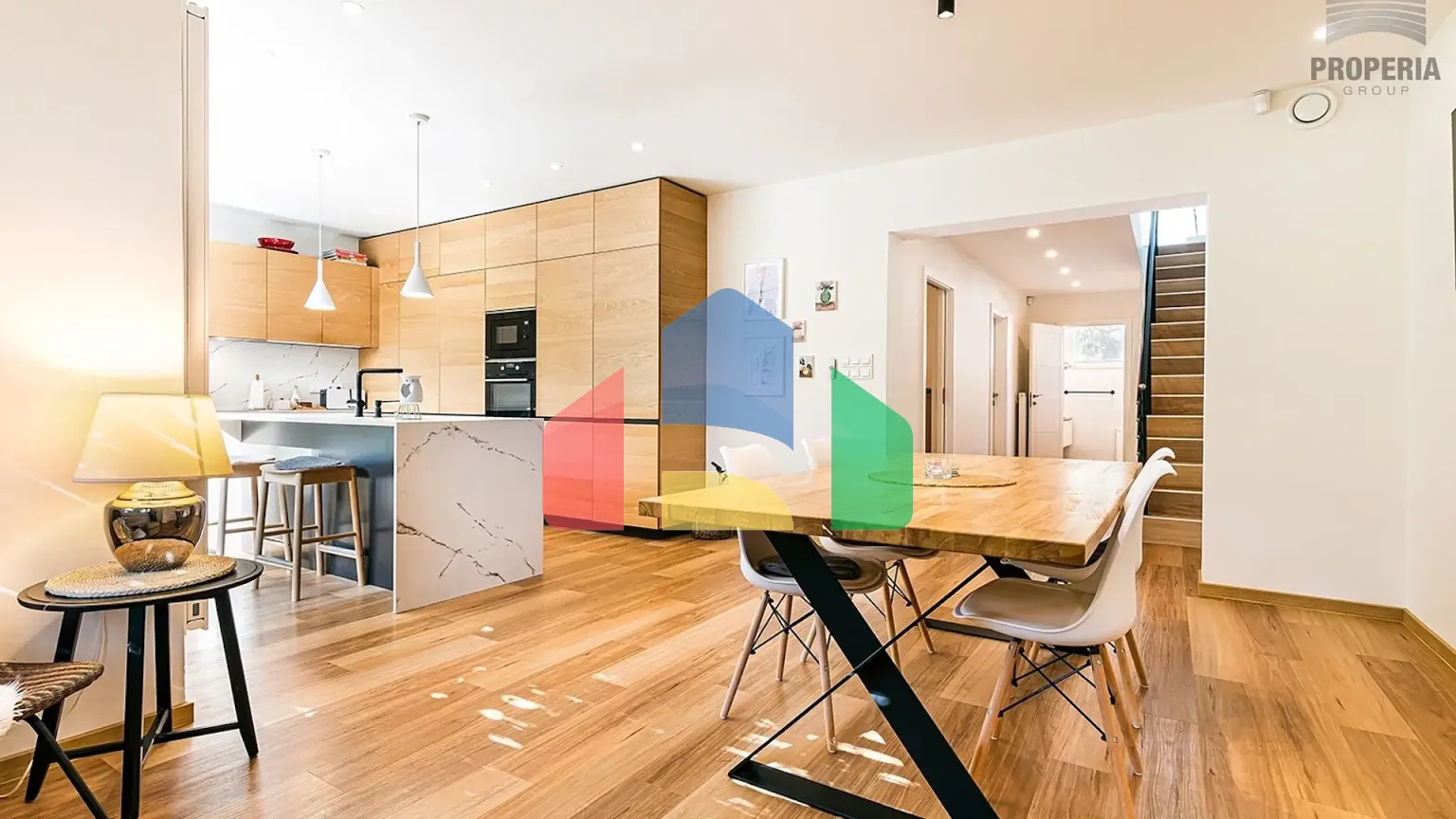 На продажу офисные помещения 287 m²