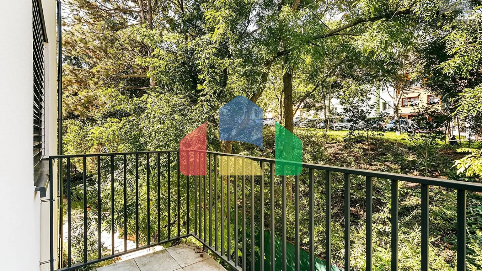 На продажу офисные помещения 287 m²