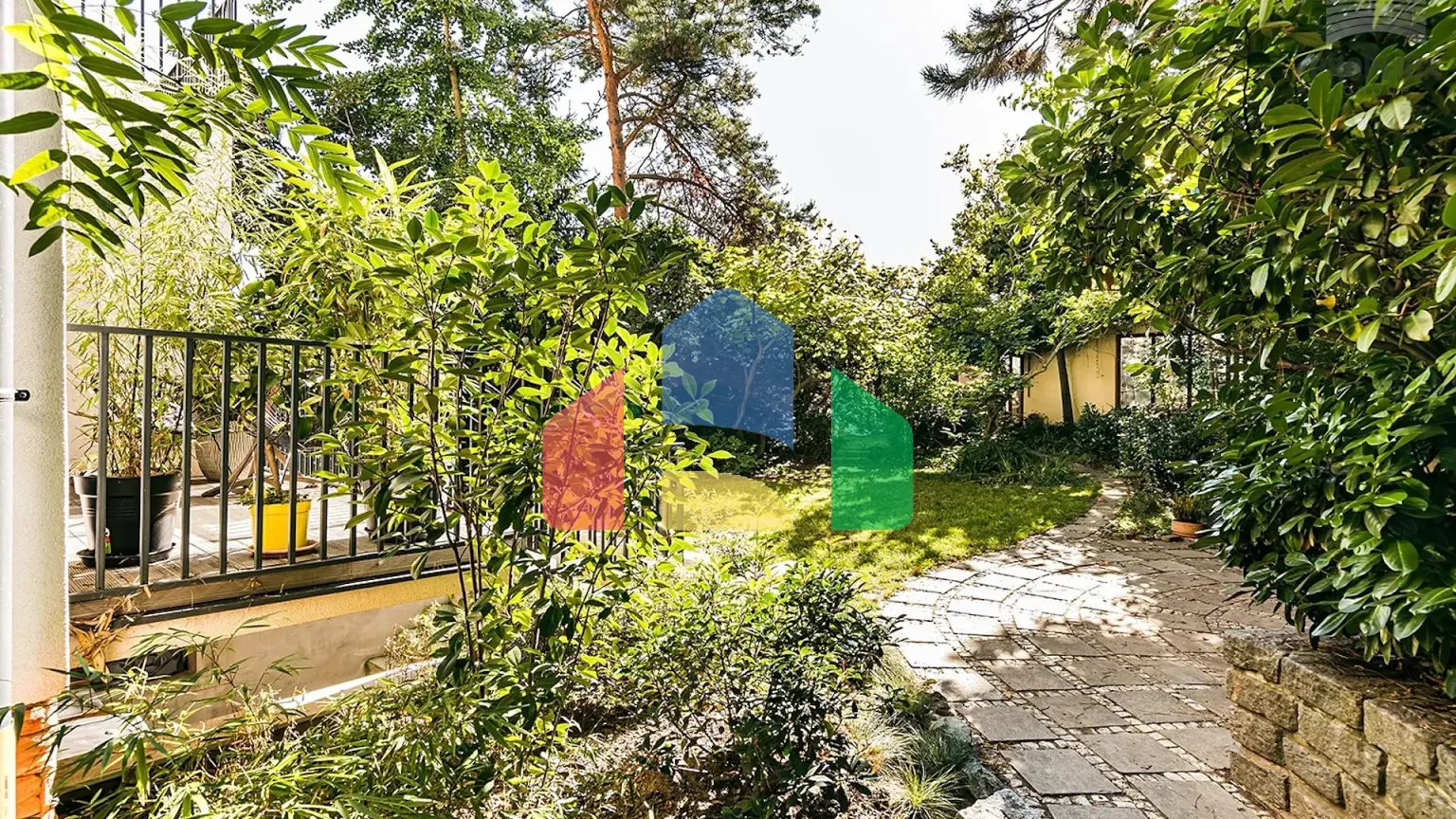 На продажу офисные помещения 287 m²