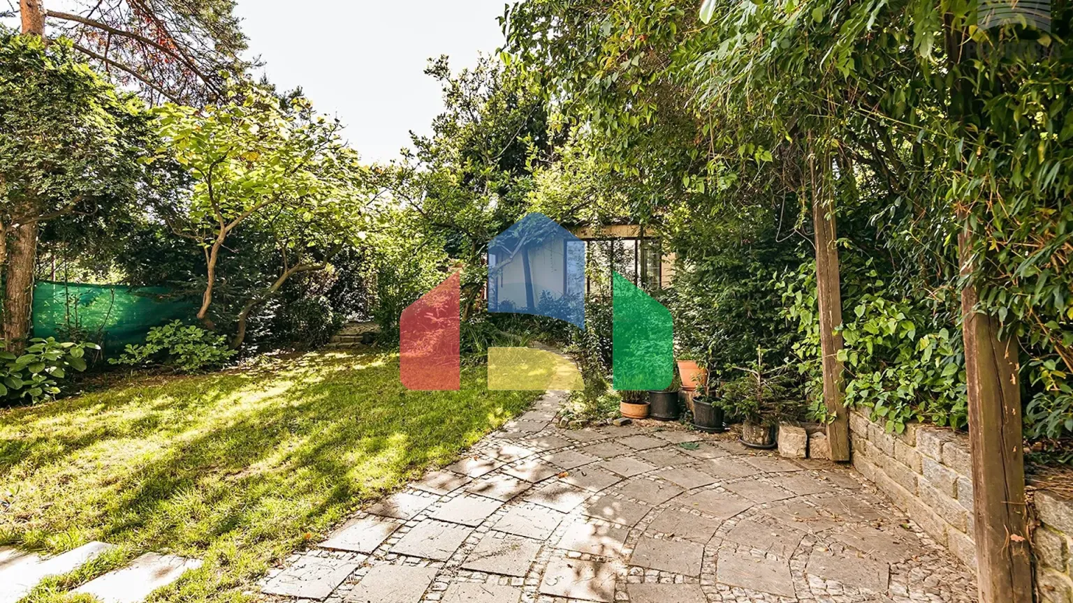 На продажу офисные помещения 287 m²