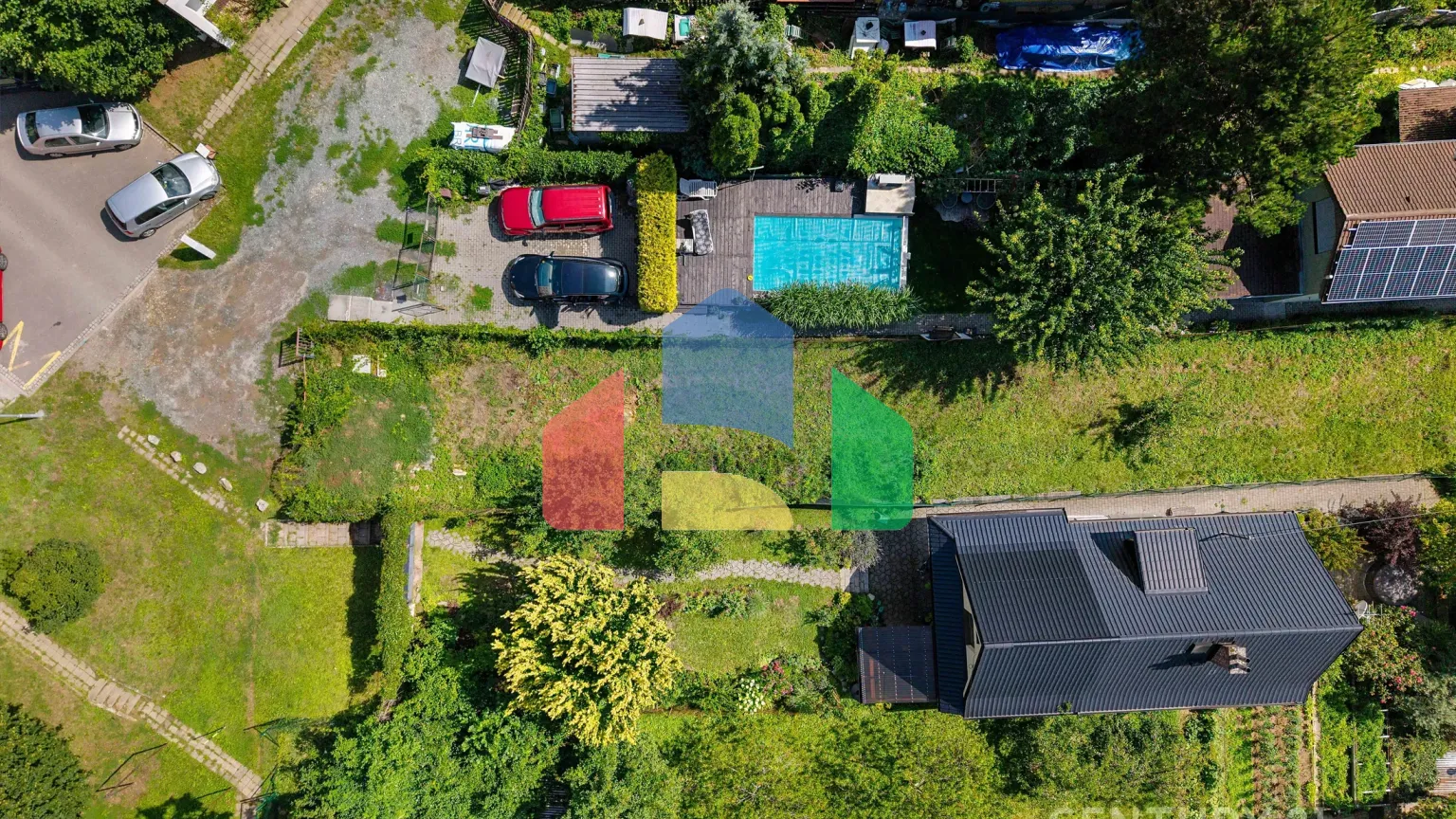 На продажу участки под строительство 457 m²