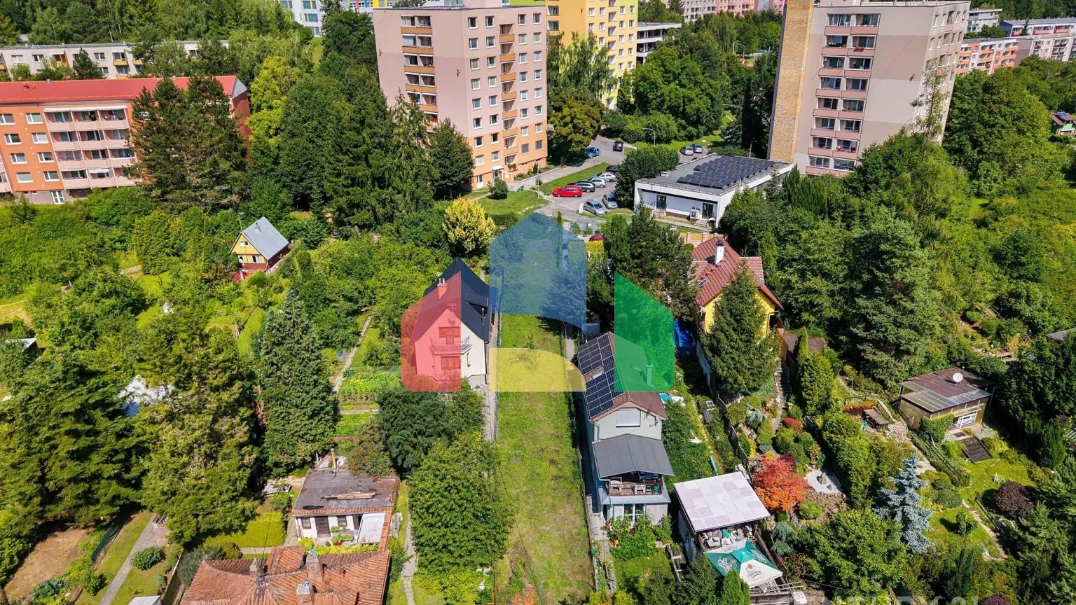 На продажу участки под строительство 457 m²