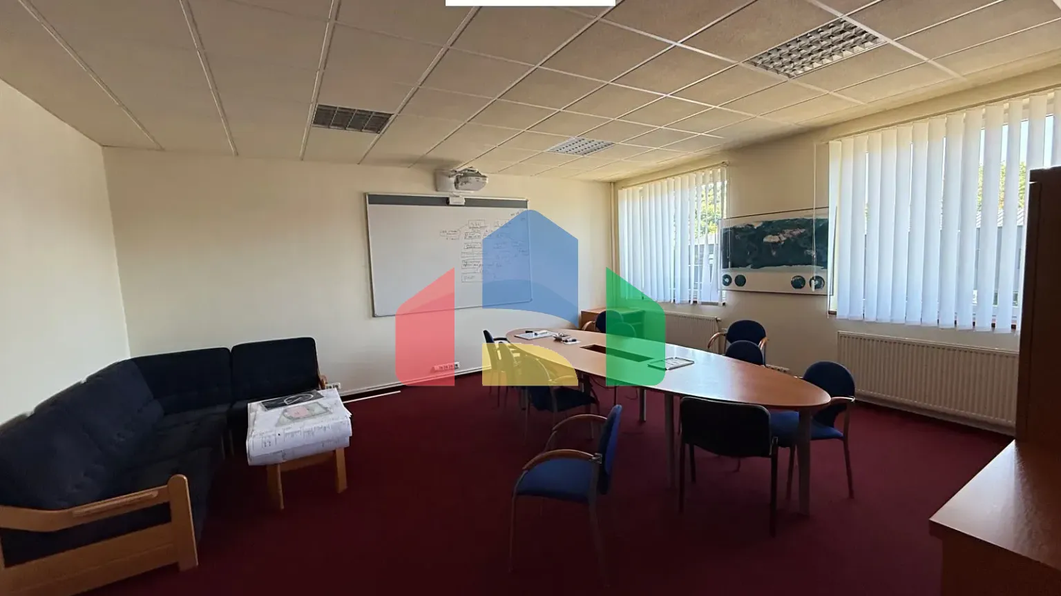 На продажу коммерческие участки 16065 m²