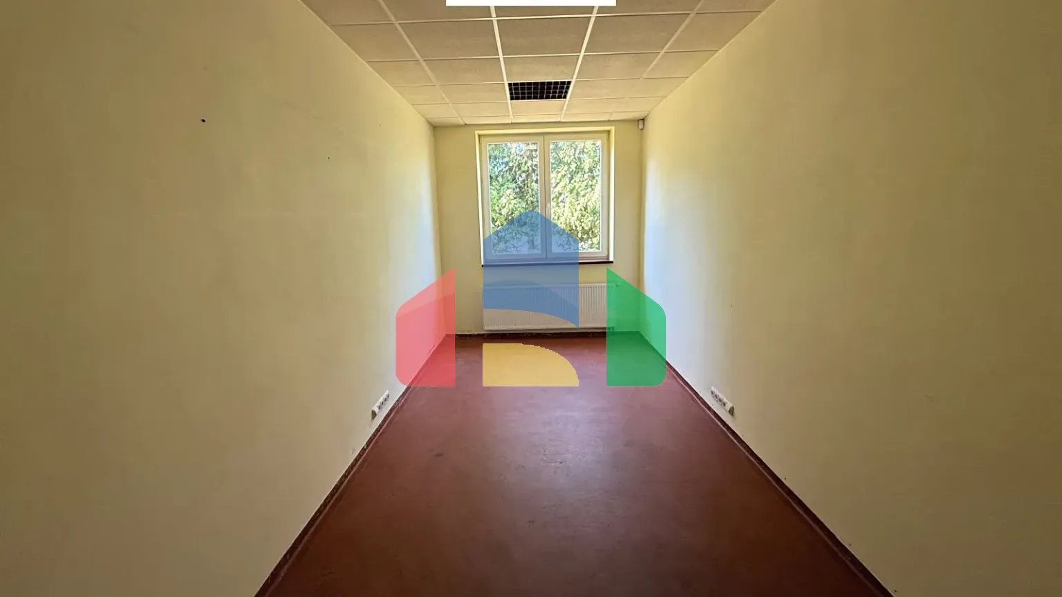 На продажу коммерческие участки 16065 m²