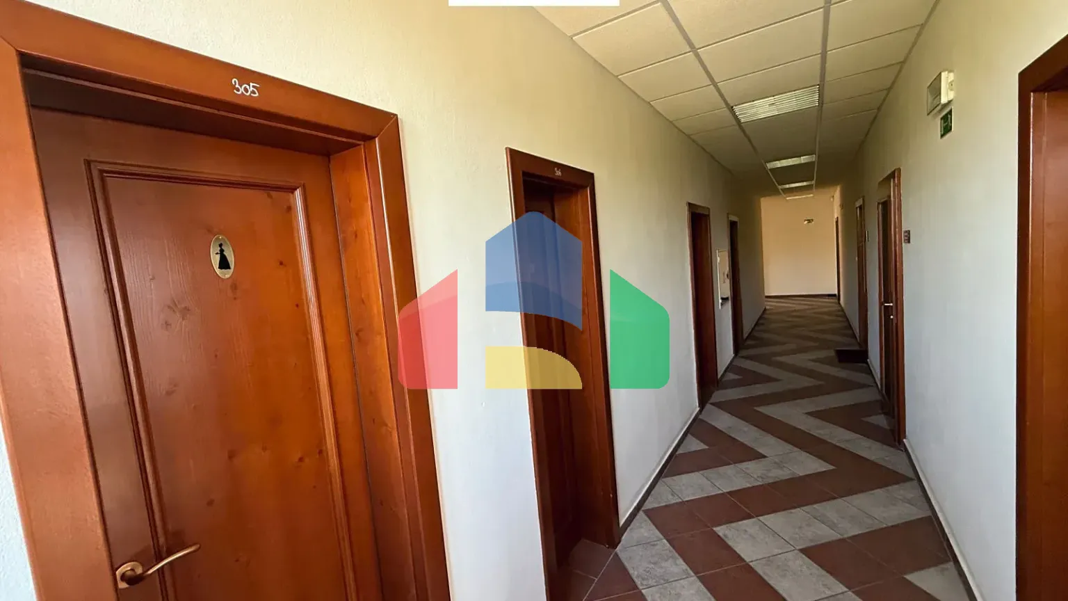 На продажу коммерческие участки 16065 m²