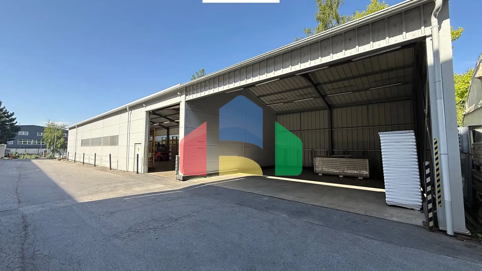 На продажу коммерческие участки 16065 m²