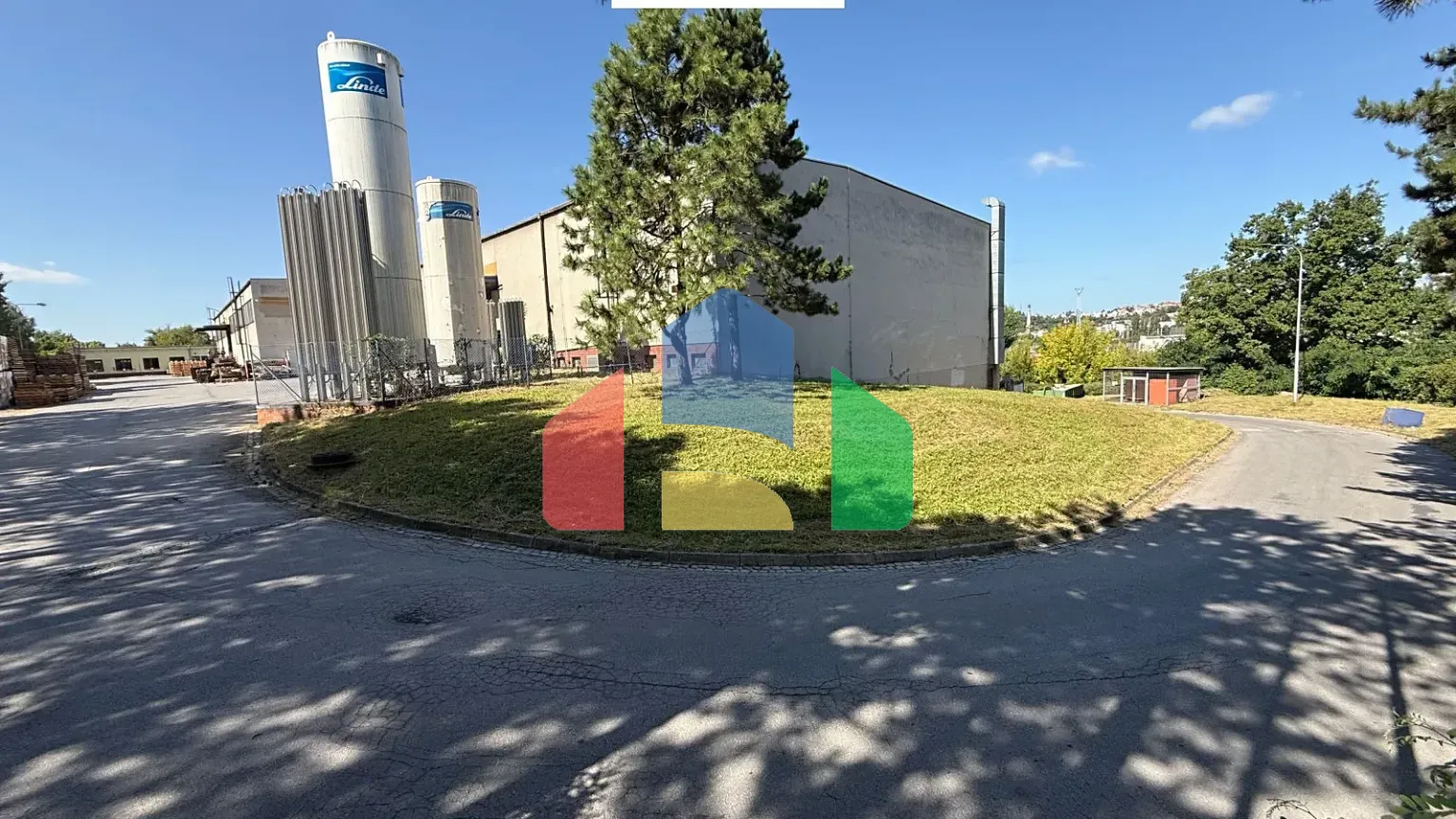 На продажу коммерческие участки 16065 m²