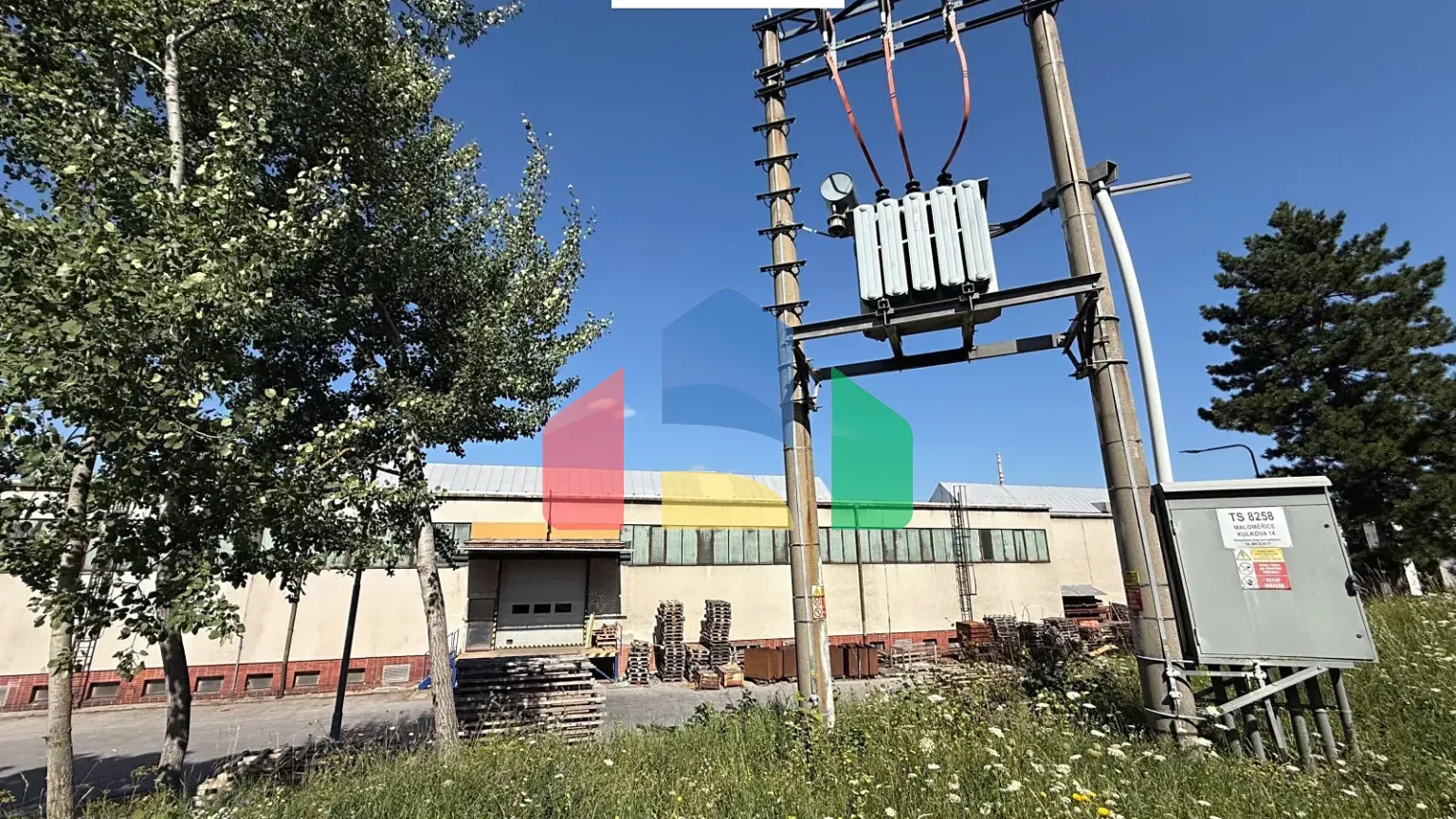 На продажу коммерческие участки 16065 m²