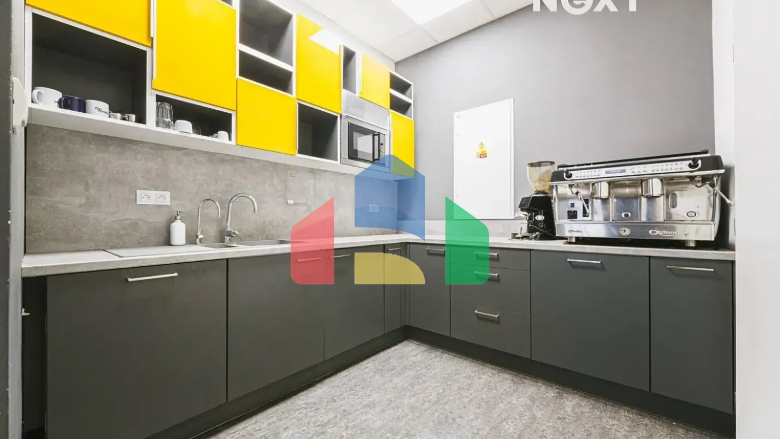 На продажу офисные помещения 2018 m²