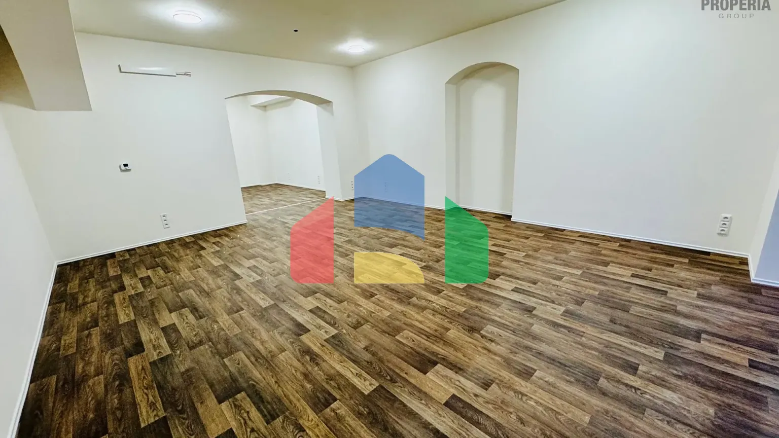 На продажу многоквартирные дома 300 m²