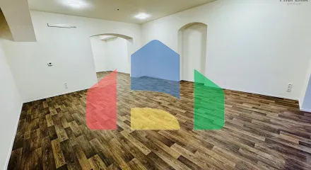 На продажу многоквартирные дома 300 m²