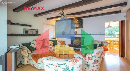 На продажу хижины 260 m², земельный участок 1380 m²