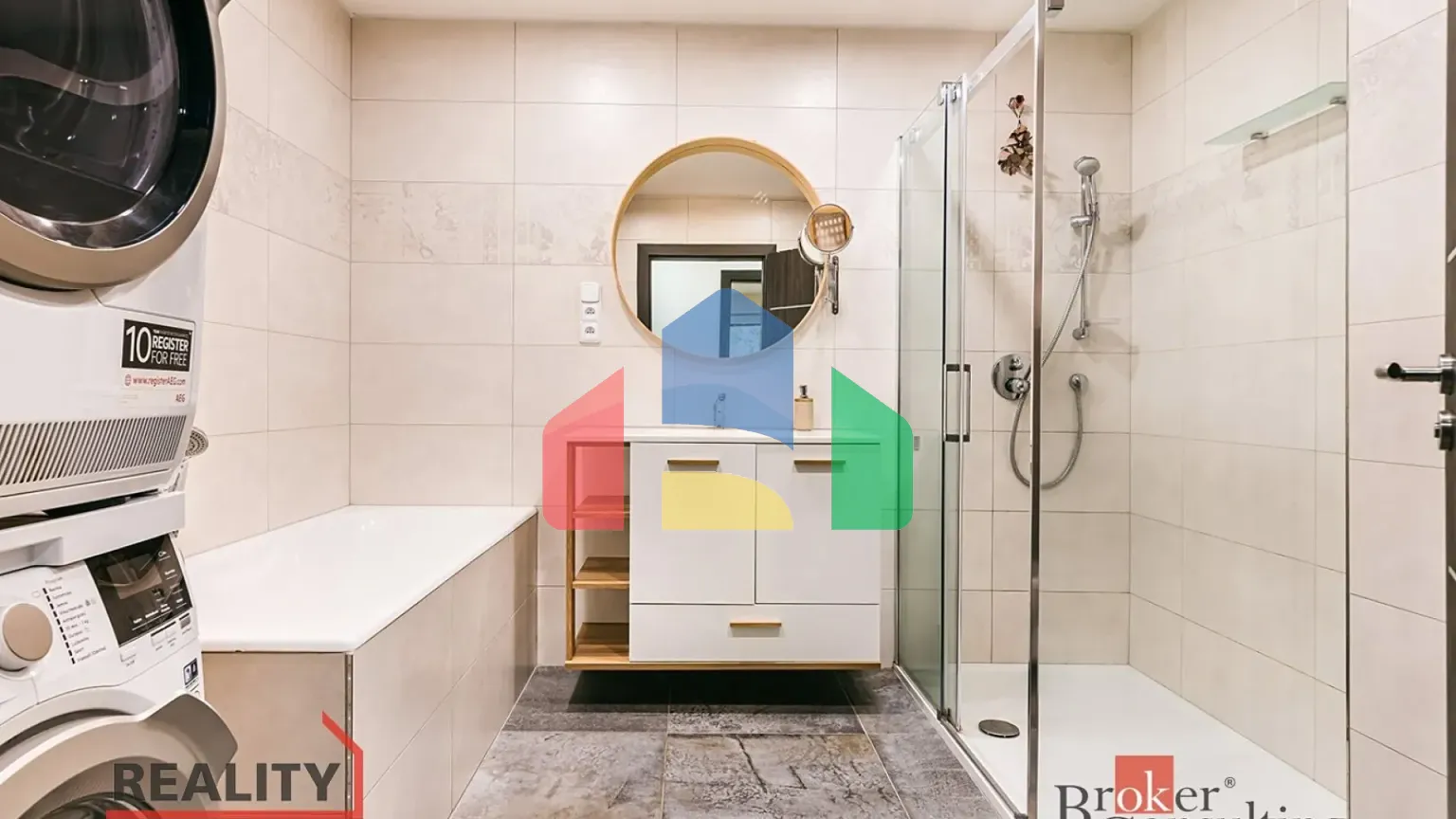 На продажу семейные дома 110 m², земельный участок 110 m²