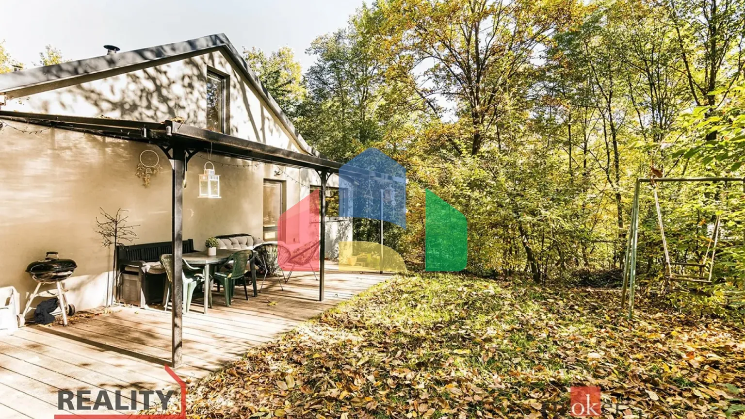 На продажу семейные дома 110 m², земельный участок 110 m²