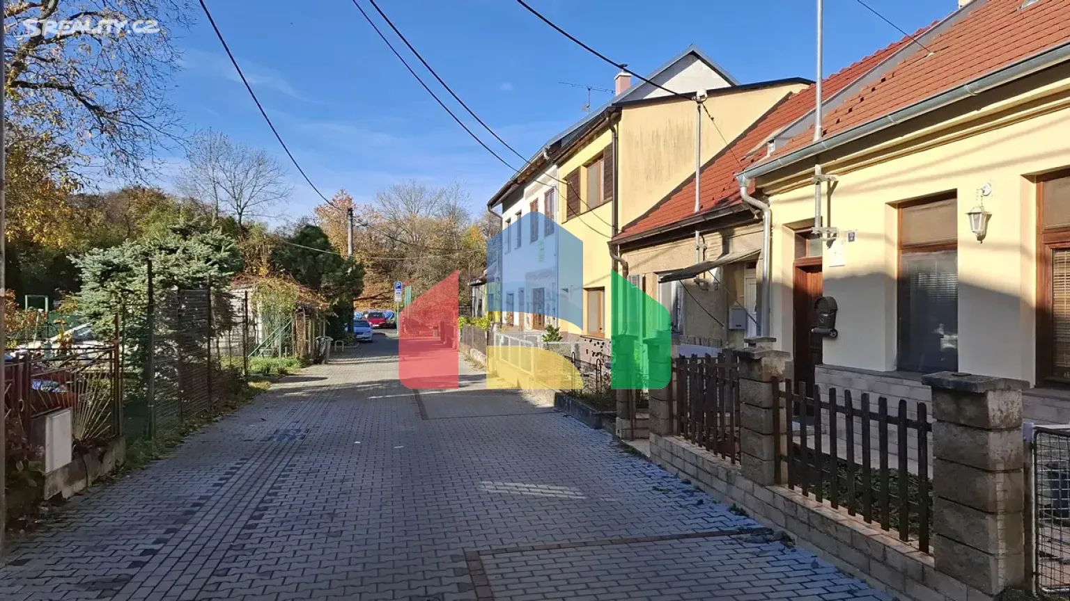 На продажу семейные дома 60 m², земельный участок 104 m²