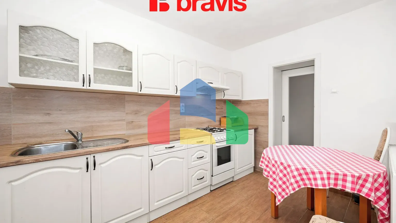 На продажу семейные дома 74 m², земельный участок 455 m²