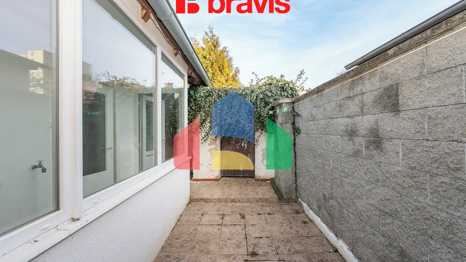 На продажу семейные дома 74 m², земельный участок 455 m²