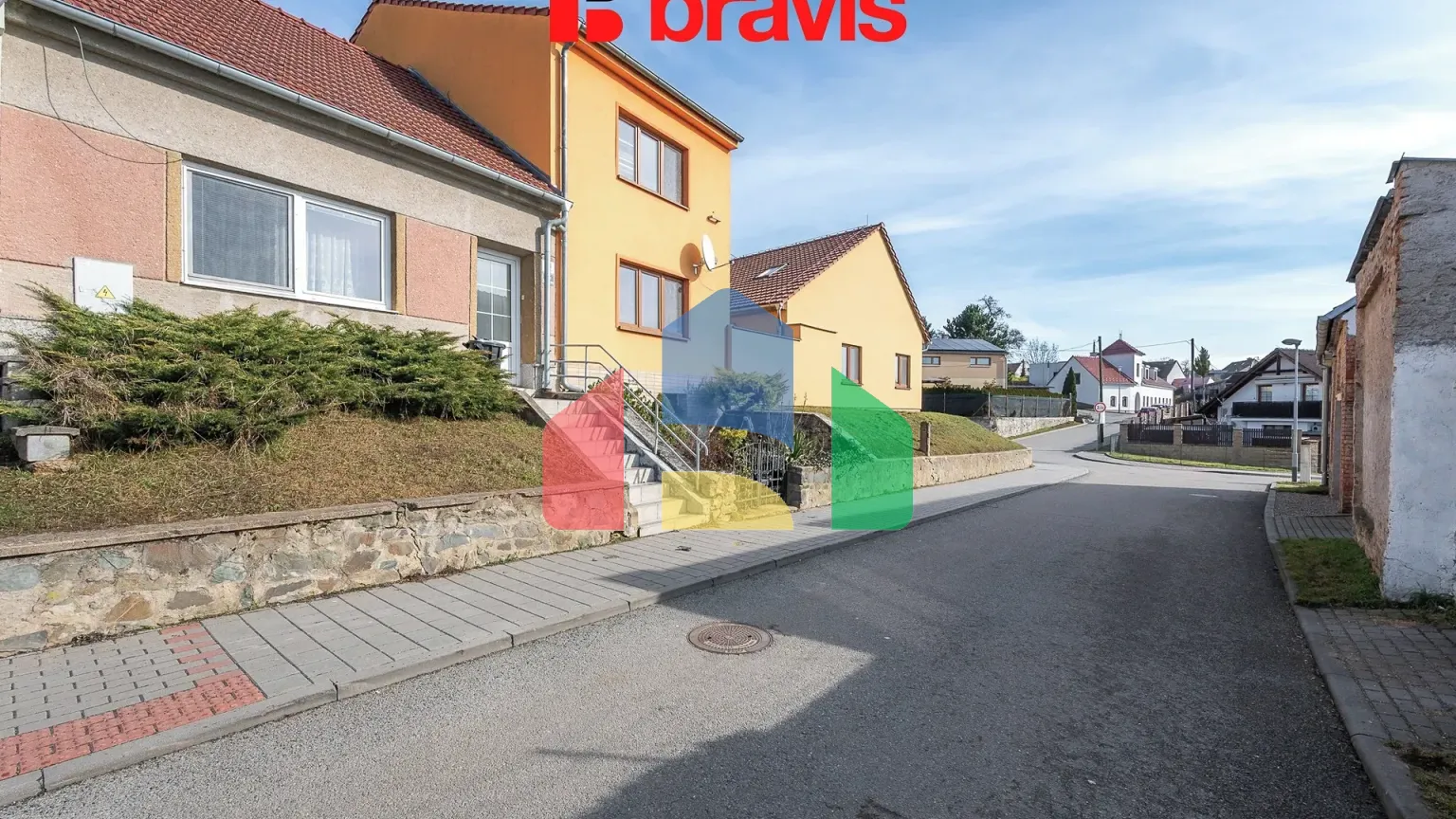 На продажу семейные дома 74 m², земельный участок 455 m²