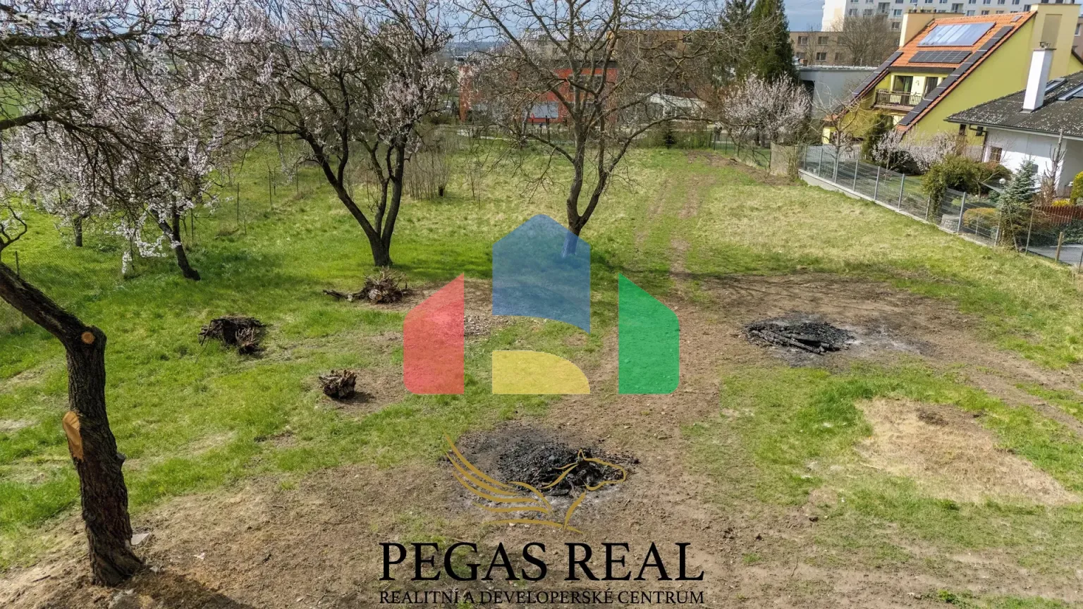 На продажу участки под строительство 850 m²