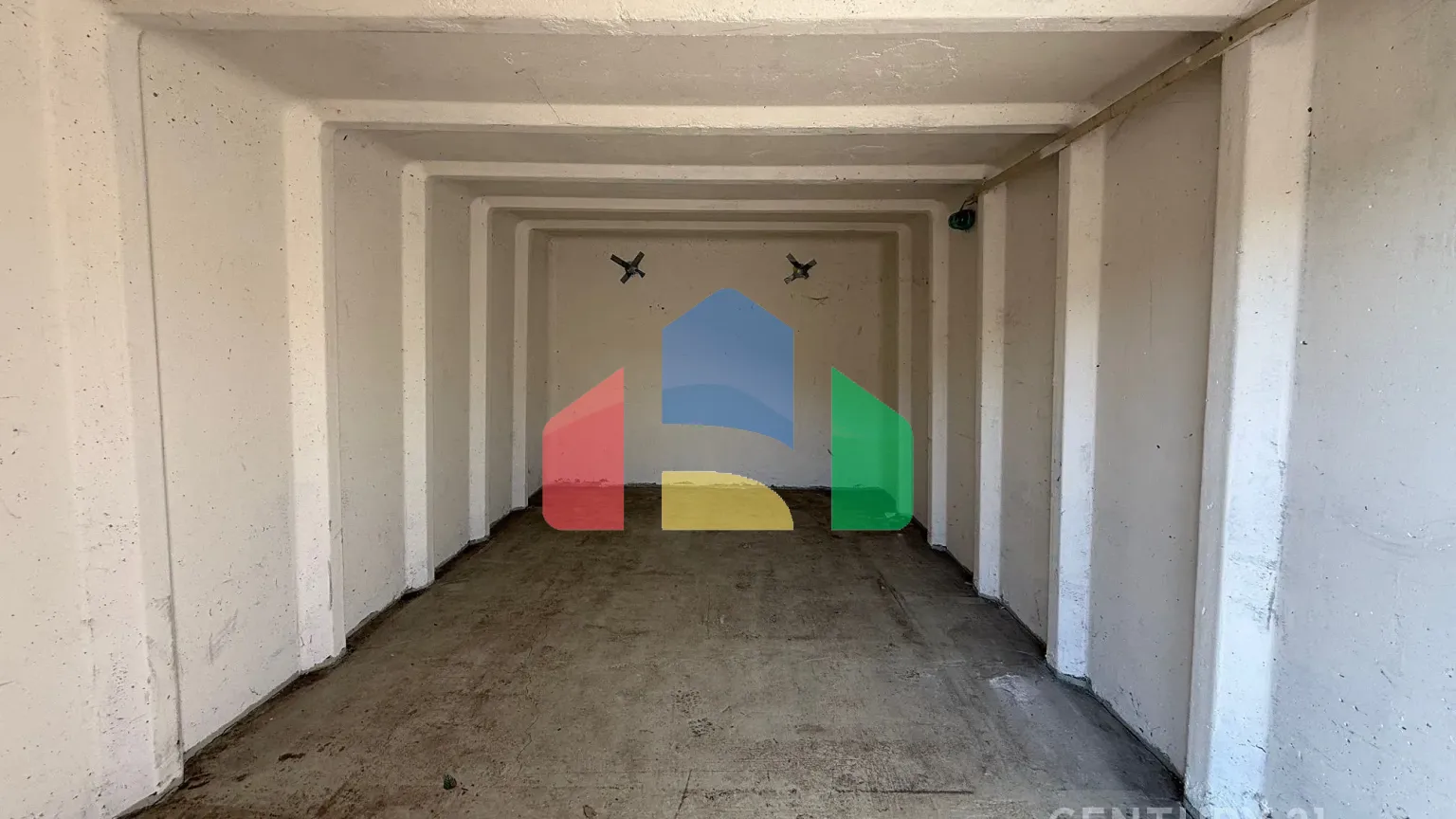 На продажу гаражи 19 m²