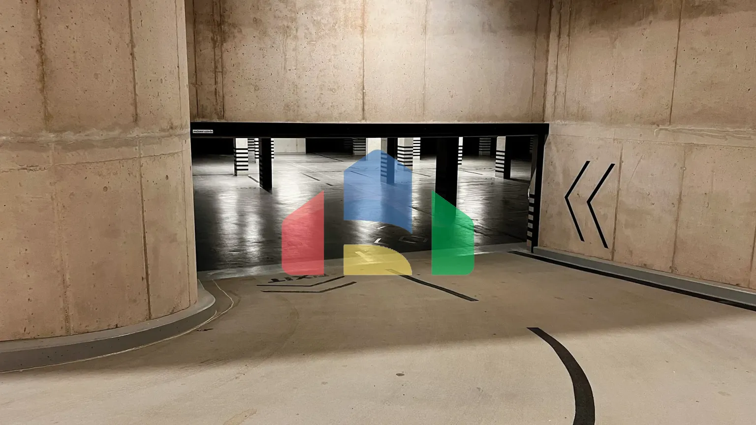 На продажу парковки 19 m²