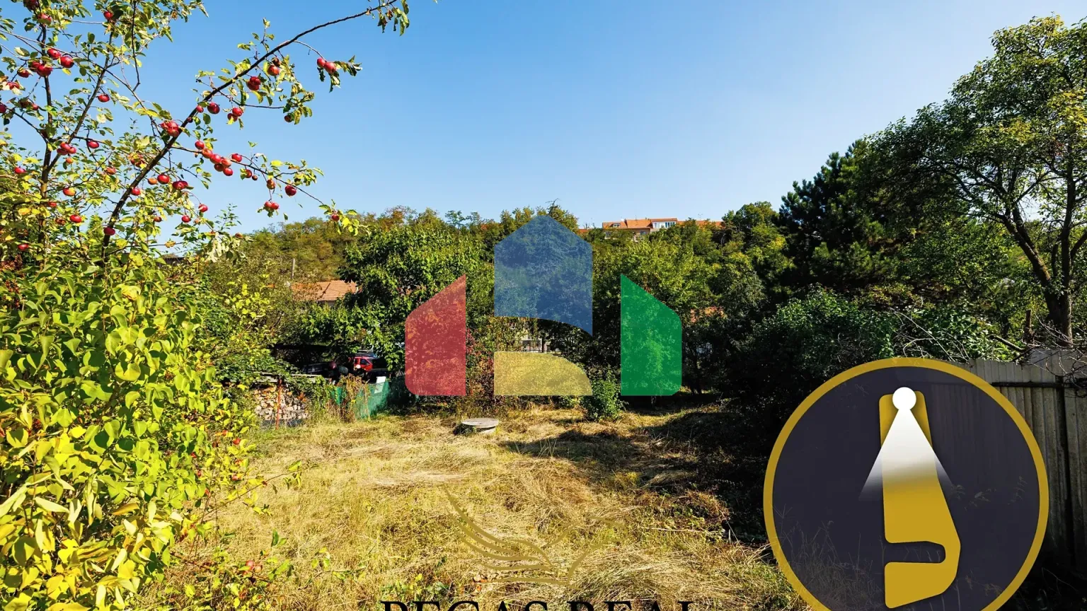 На продажу участки под строительство 833 m²