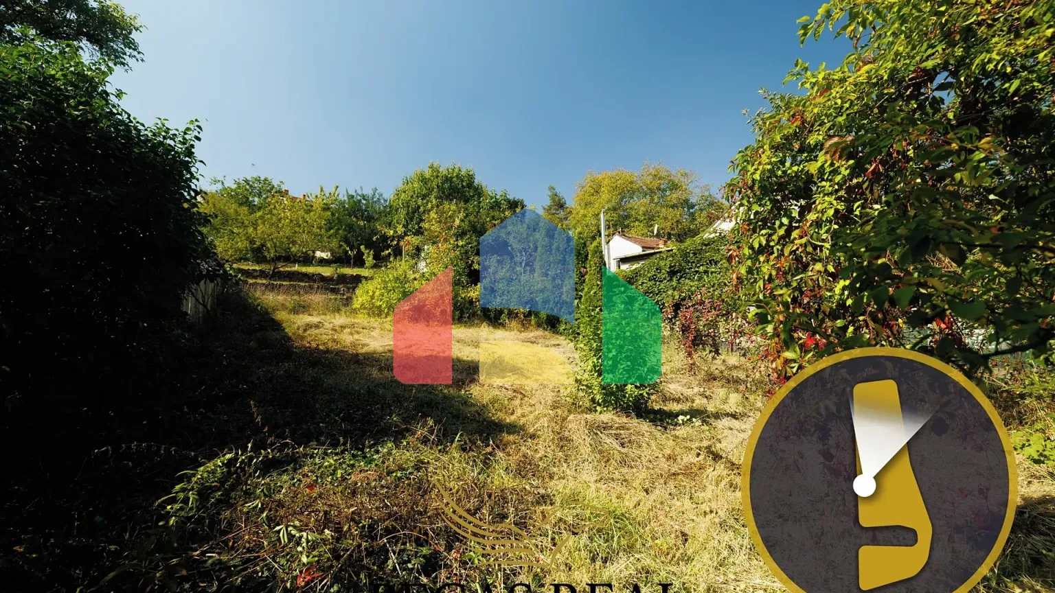 На продажу участки под строительство 833 m²