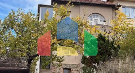 На продажу виллы 350 m², земельный участок 601 m²