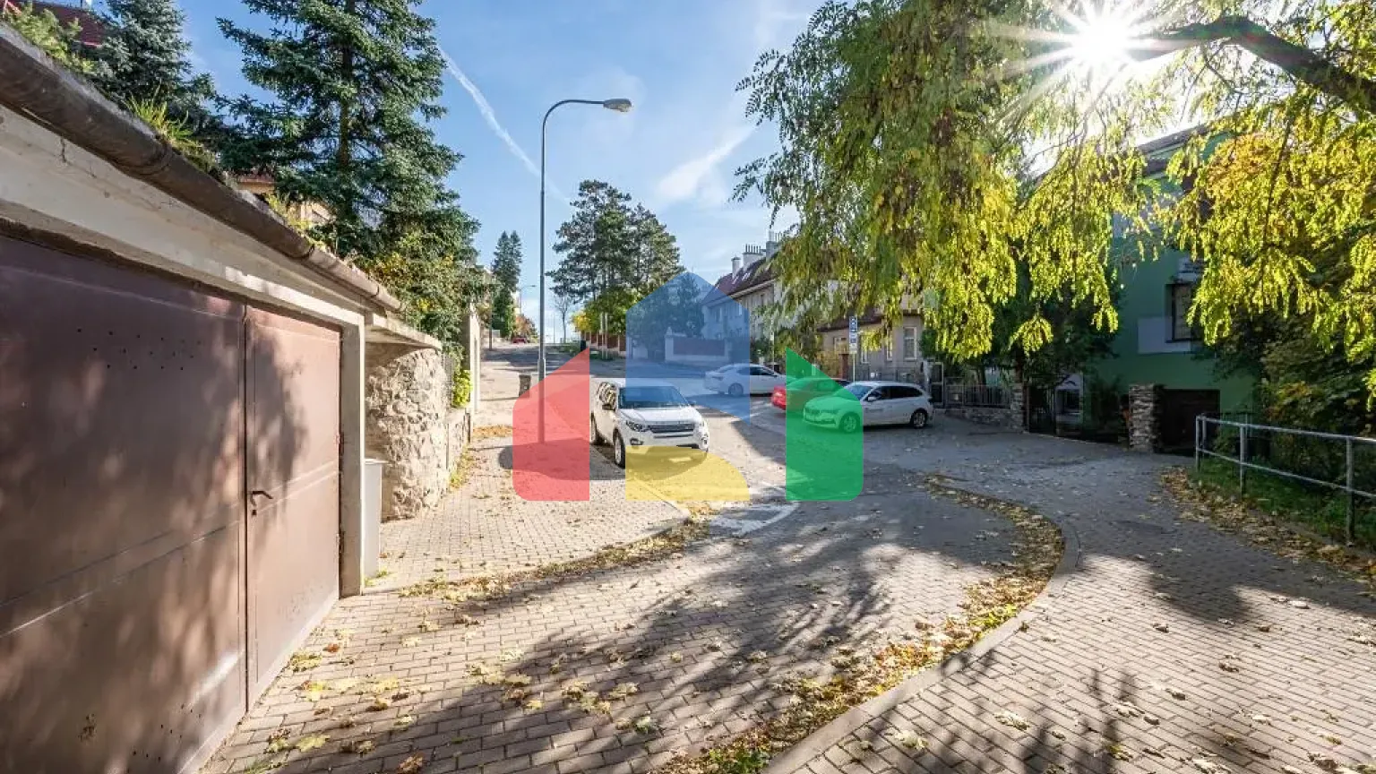 На продажу виллы 350 m², земельный участок 601 m²