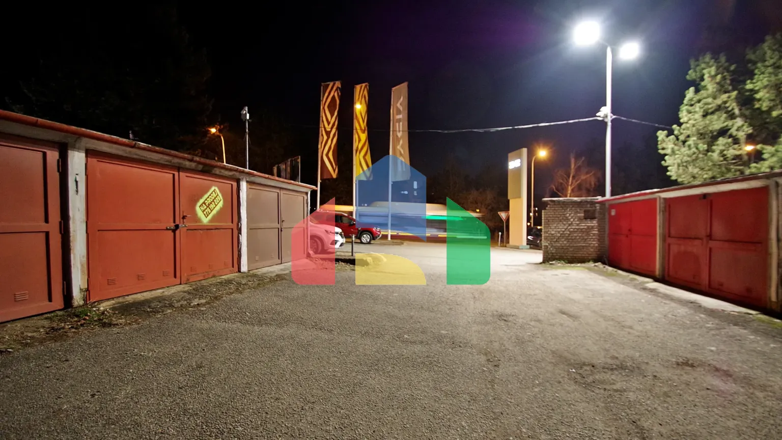 На продажу гаражи 19 m²