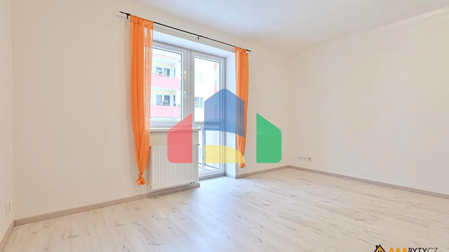 На продажу квартира 1-комн. студия 30 m²