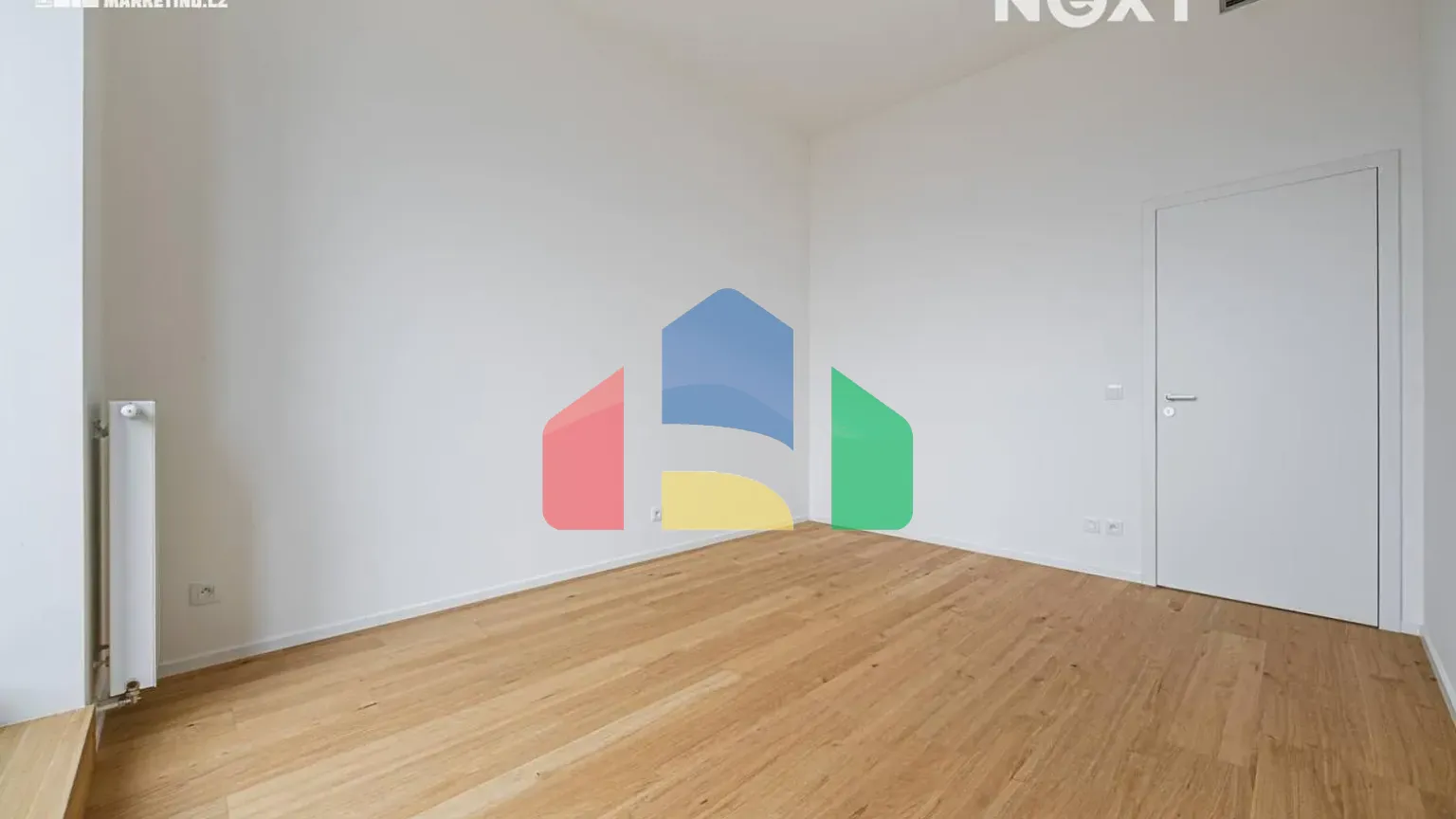 На продажу квартира 3-комн. студия 83 m²